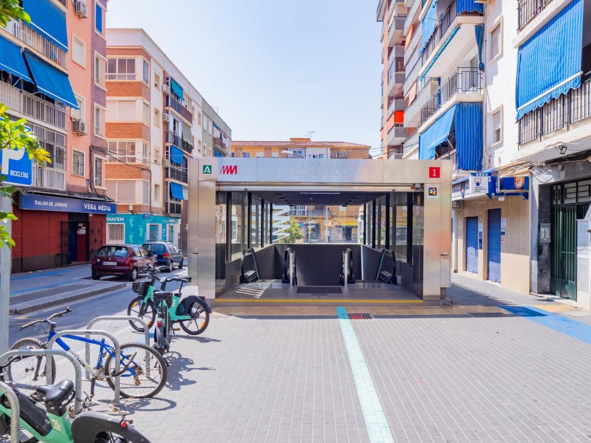 Cubo'S Cruz Humilladero Apartment Малага Екстер'єр фото
